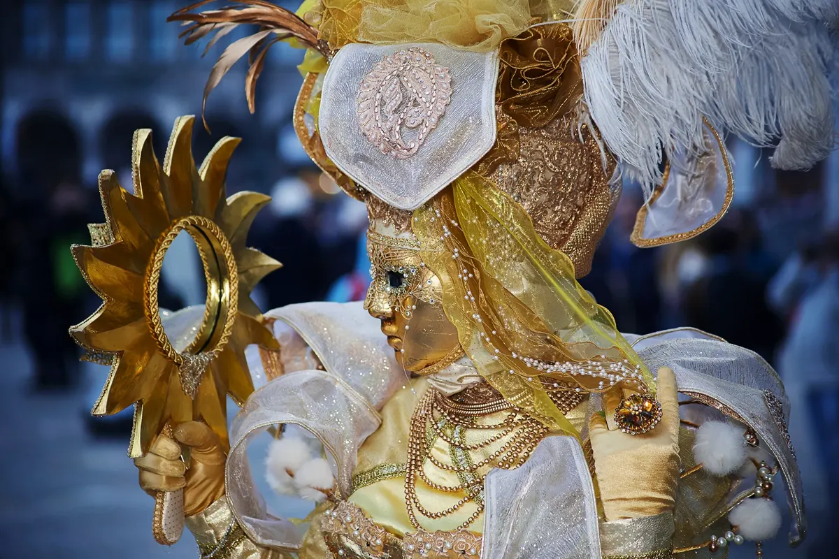 Antonio Jarosso, Photographer in Italy: From Venetian Carnival to Wine Branding